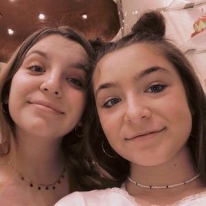 Meet your Posher, Claire